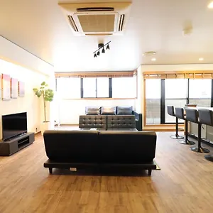 Crane Court Kitahorie , 大阪市 日本